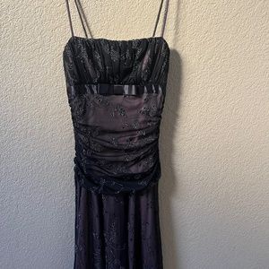 Midi Dress with Floral Appliqué, Size S